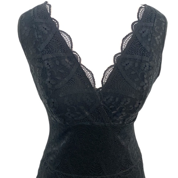 Daisy Fuentes Black Lace Sleeveless Stretchy Dress - Picture 2 of 10
